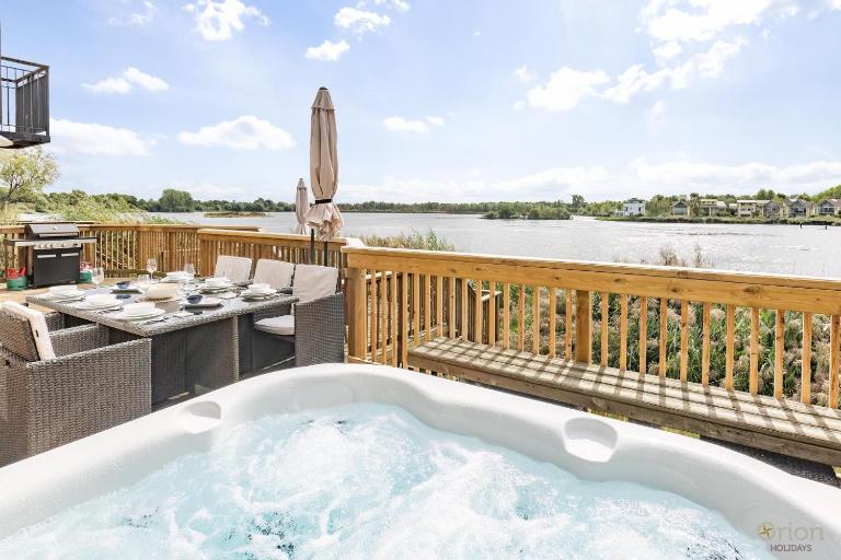 Mill Village 71-72, Milly Cottage - B&B Somerford Keynes