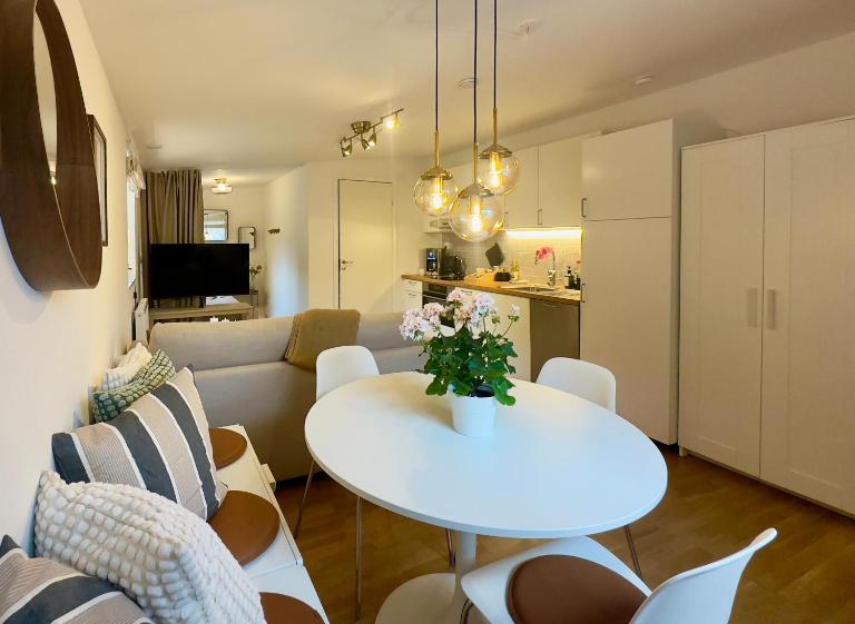 Prinshöjden Apartments & Villas - Katrineholm Residential - Bed and Breakfast Katrineholm