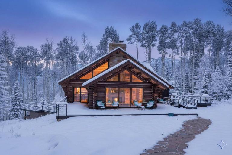 Scenic Escape - Private Deck Designer Interiors - B&B Telluride