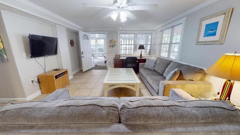 Family Time Lower by Tybee Vacation Rentals - B&B Tybee Island