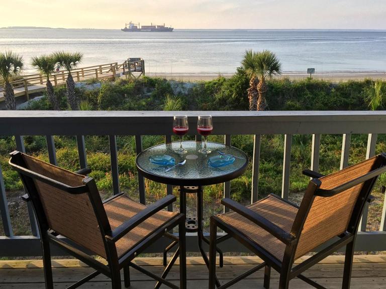 Beach Racquet A219 - B&B Tybee Island