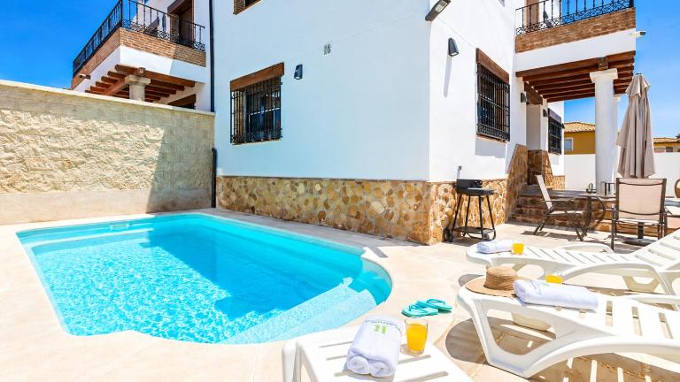 Villa Pablo, Despeñaperros - Bed and Breakfast Santa Elena