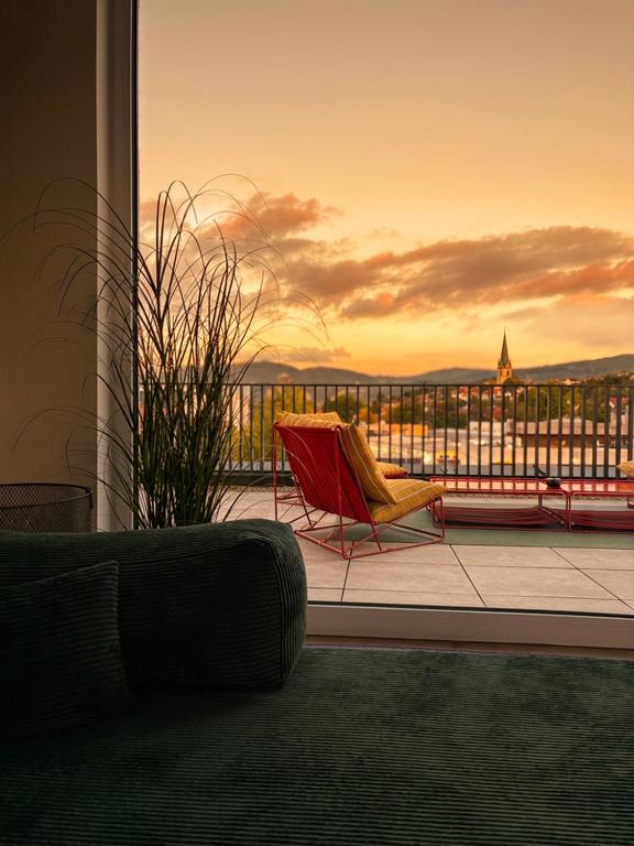 Penthouse Vogelnest 130 qm - BBQ - Dachterrasse - Ferienwohnung Passau