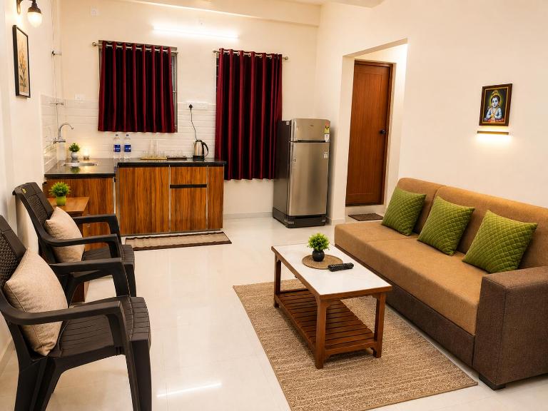 Manjadi Stay 2 BHK 2 AC Bedroom Apartment 160m to Guruvayur Temple - B&B Guruvāyūr