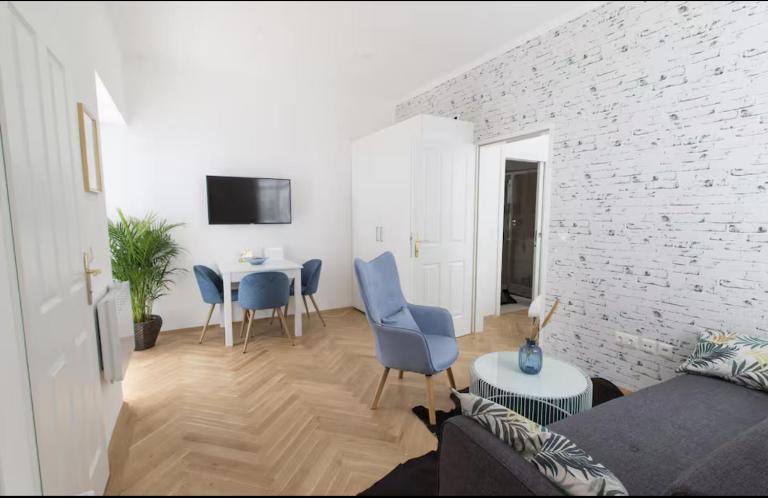josef's home I Studio in Prime Location I Patio - B&B Viena
