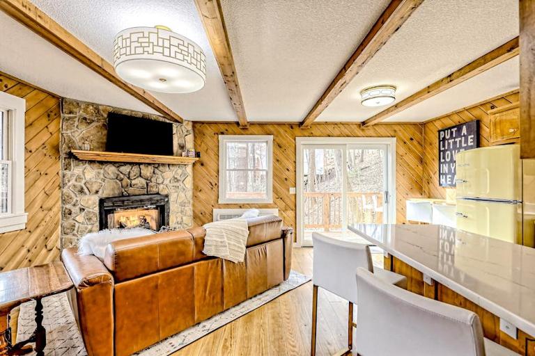 The Retro - B&B Blairsville