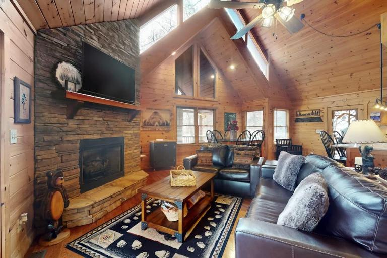Blue Ridge Bear Bungalow - Chambres d'hôtes Blue Ridge