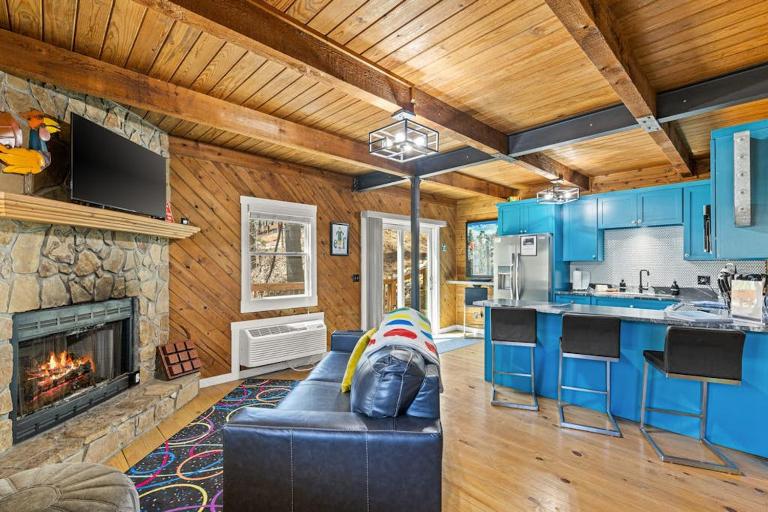 The Arcade - B&B Hood
