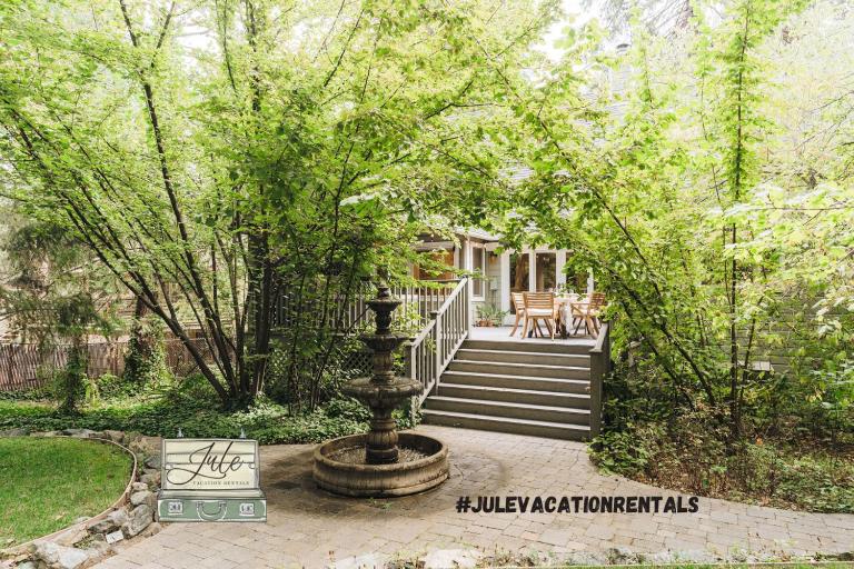 Luxury House Walk to Downtown or Pioneer Park - B&B Nevada City