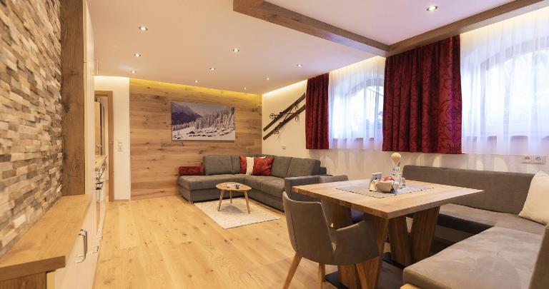 Alp Chalet in Kappl bei Ischgl - B&B Kappl