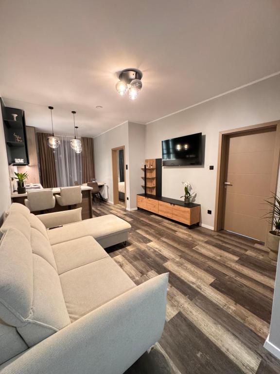Riverside Luxy Apartment - B&B Odorheiu Secuiesc