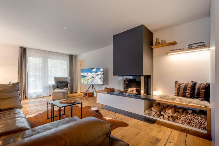 Alpine Lodge 63 - B&B Andermatt