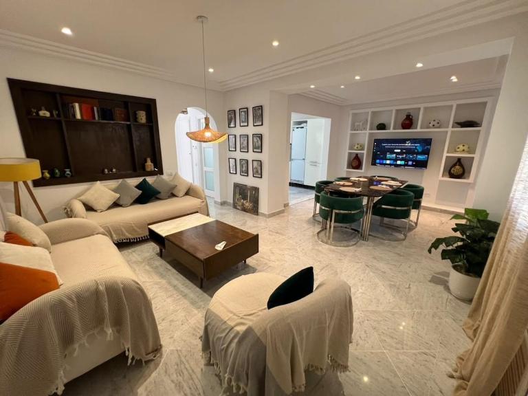 Gammarth Sea Apartment with Hammam - B&B La Marsa