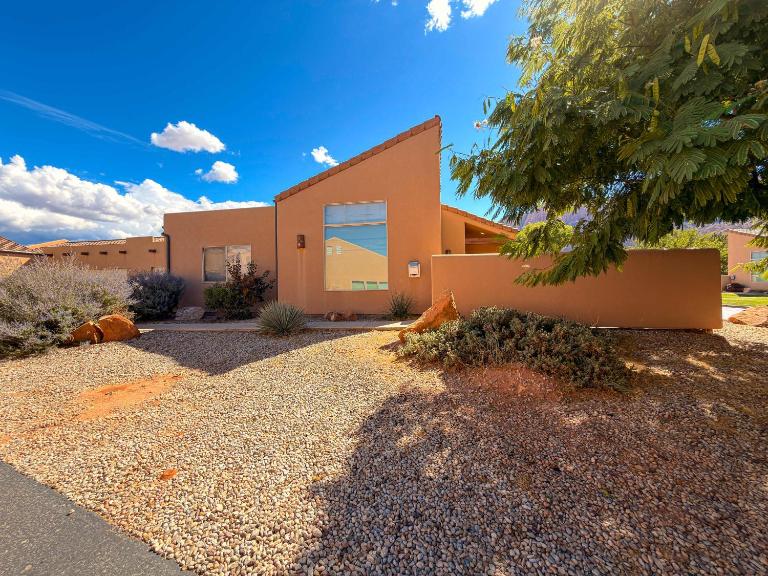 Krystal Kiva #K4 - B&B Moab