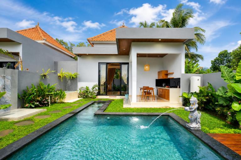 Alam Kasih Villa - Bed and Breakfast Tampaksiring