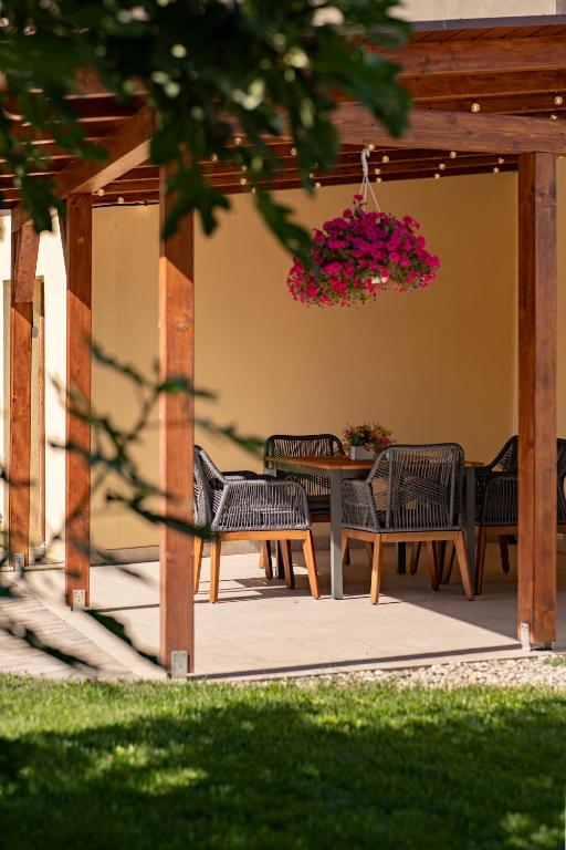 Central Family House With Self Check-in - Bed and Breakfast Arad