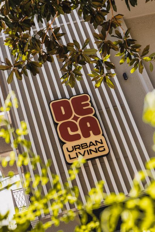 DECA Urban Living - B&B Lárisa