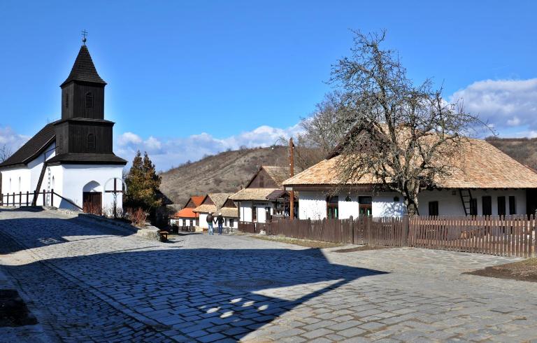 Nefelejcs Vendégház Hollókő - B&B Hollókő
