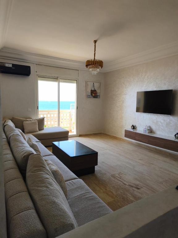 Ocean Boulevard Beachfront apartment 3bd room - B&B Rabat