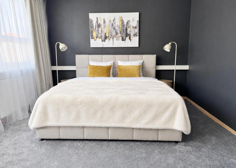 MAIER Suite Nürnberg-Stein A02 - 133 qm - nahe Palm Beach - Parkplatz - 24h Self Check-in - B&B Niederdorla