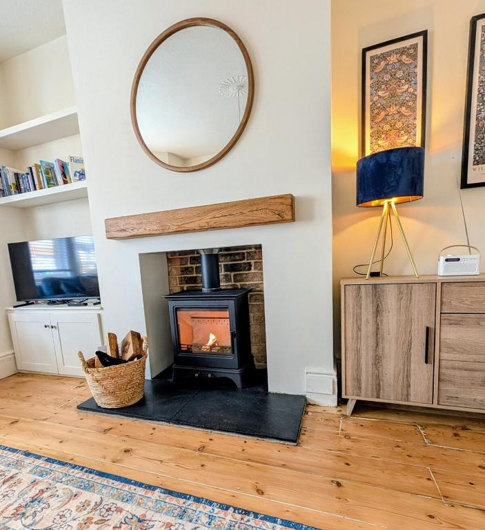 Free parking, EV plugin, pet friendly and beach at the end of the road - B&B Gorleston-on-Sea