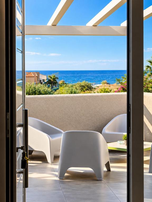Villa Bianca Luxury SPA Sea view near Cefalù - Ferienwohnung Campofelice di Roccella