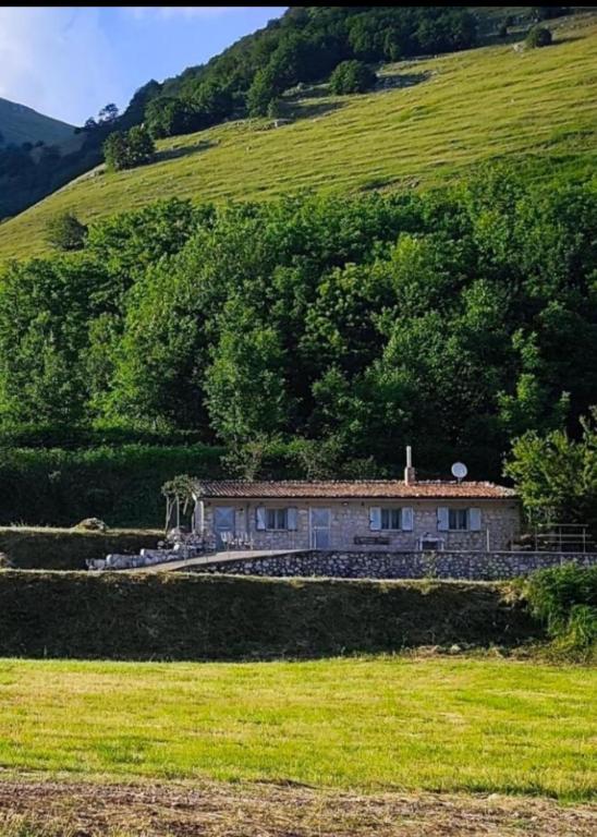 Guesthouse Matese ai Prati Lago Matese - San Gregorio Matese - Ferienwohnung San Gregorio