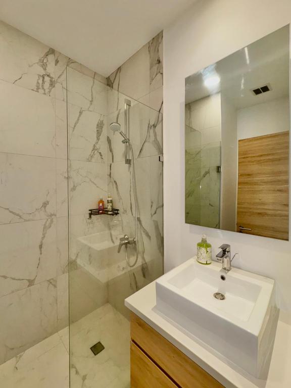 Unique Apartments - Ferienwohnung Quito