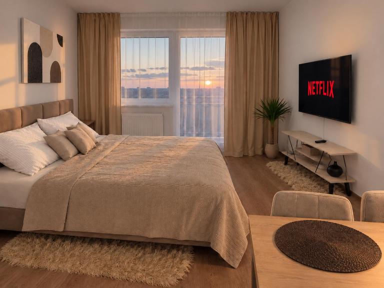 Útulný apartmán Bytča s balkónom a výhľadom na Súľovské skaly - B&B Bytča
