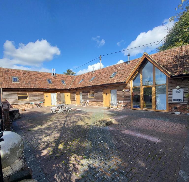 Homestead Stables - Bed and Breakfast Market Lavington