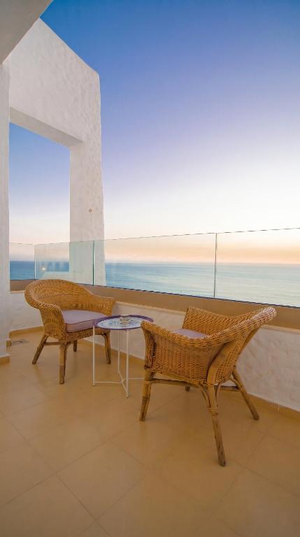 Large 3-Façade Apartment with Sea View & Pool - B&B Arcila