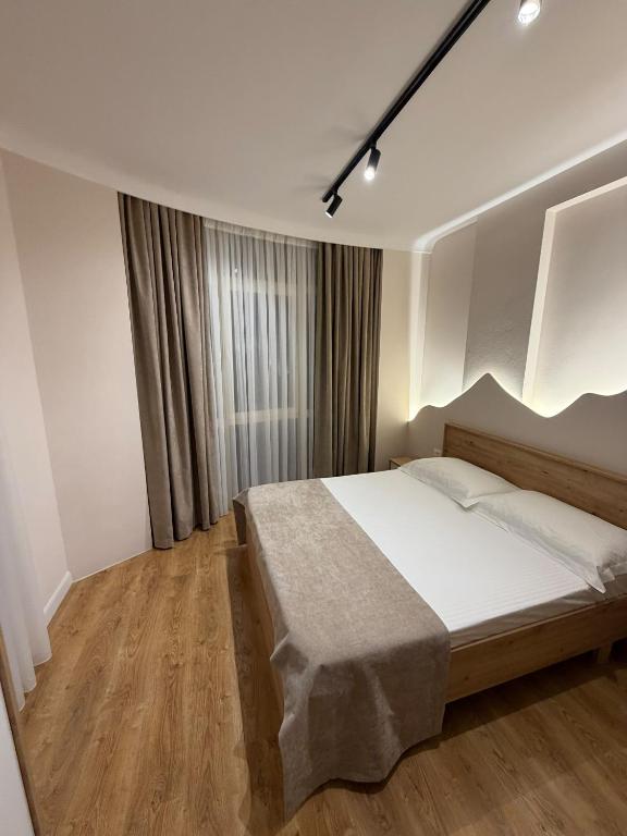 Elysium Apartment Tirana 2 - Bed and Breakfast Tirana
