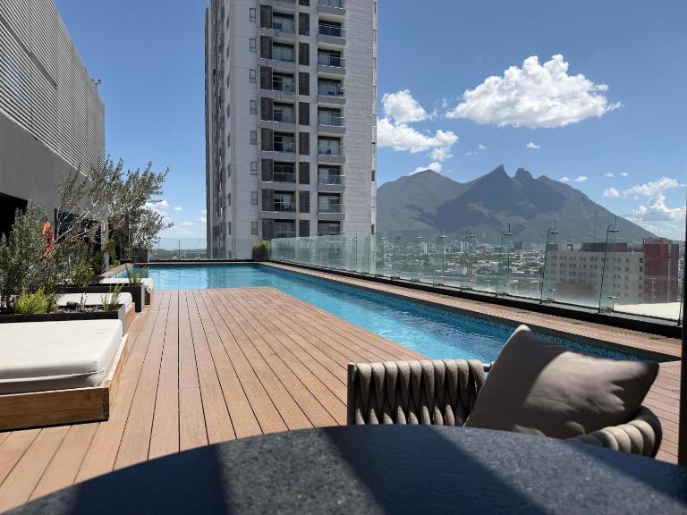 Loft en Paseo Santa Lucia - B&B Monterrey