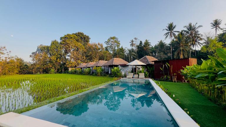 Eco Oasis Wooden Villa Ubud - B&B Tegalalang