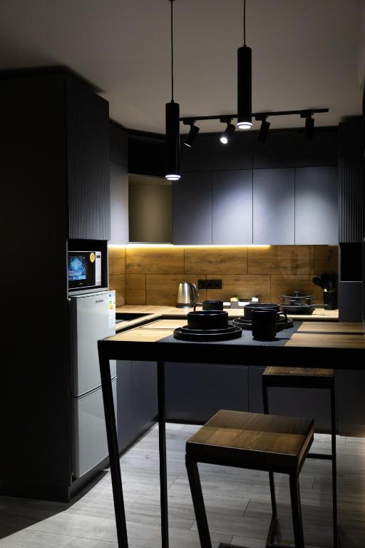 TLV apartmet - Ferienwohnung Taras