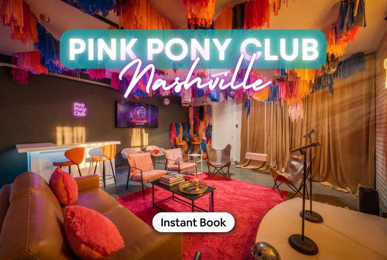 Brand New City Views Karaoke Room Near Downtown - Chambres d'hôtes Nashville