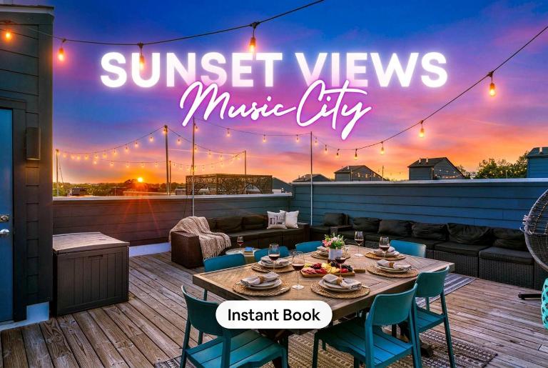 Rooftop Deck 2 Car Garage Near Downtown Nashville - B&B Nashville
