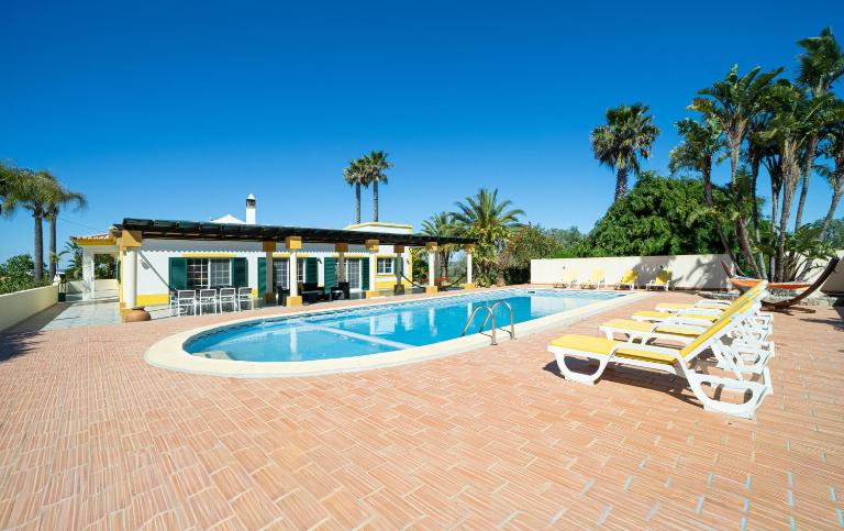 Quinta da Amoreira Guest House - B&B Poço Partido