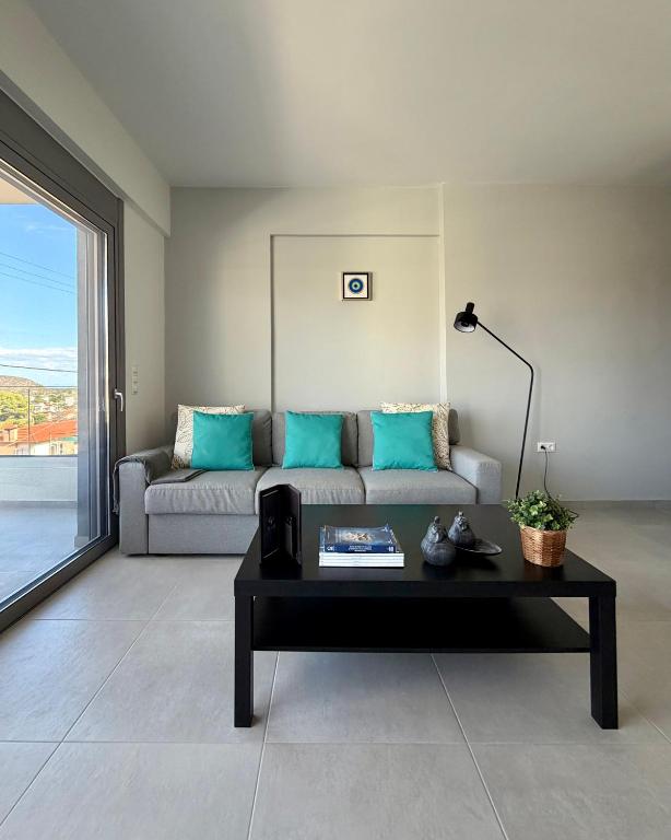 Pearl Breeze with pool near beach and Athens airport - B&B Porto Rafti