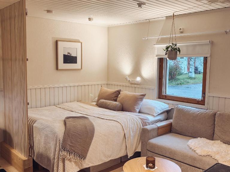 Private Cabin, Sauna & Fireplace, 8 min to Santa Claus Village - Bed and Breakfast Rovaniemi