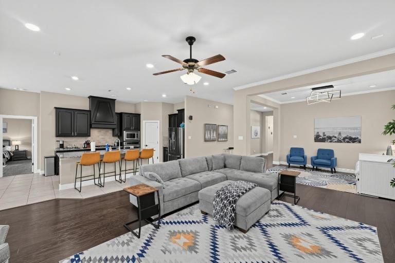 Spacious 4BR Home near PGA Frisco Little Elm - B&B Frisco