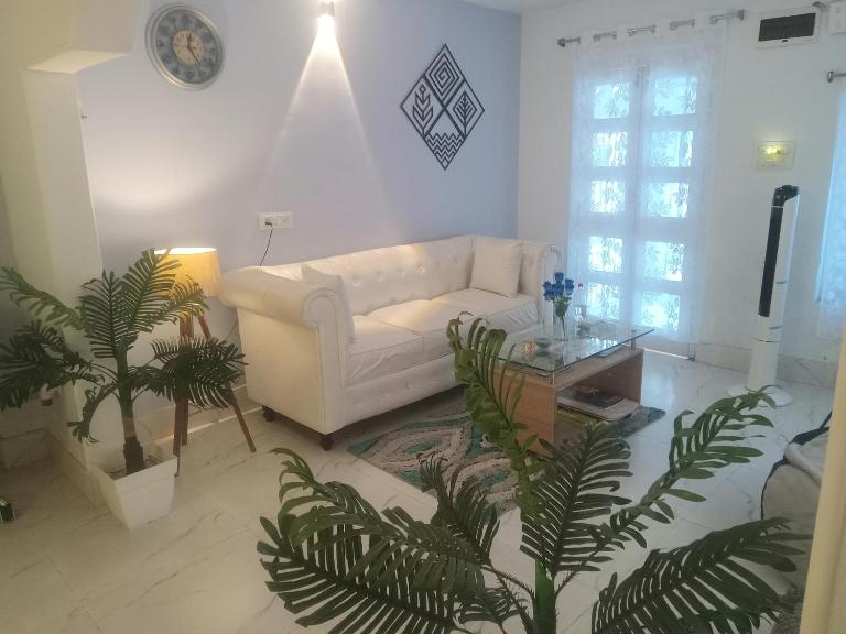 Beautiful 1-bed Apartment-Suite Kolkata near Airport - B&B Calcutta