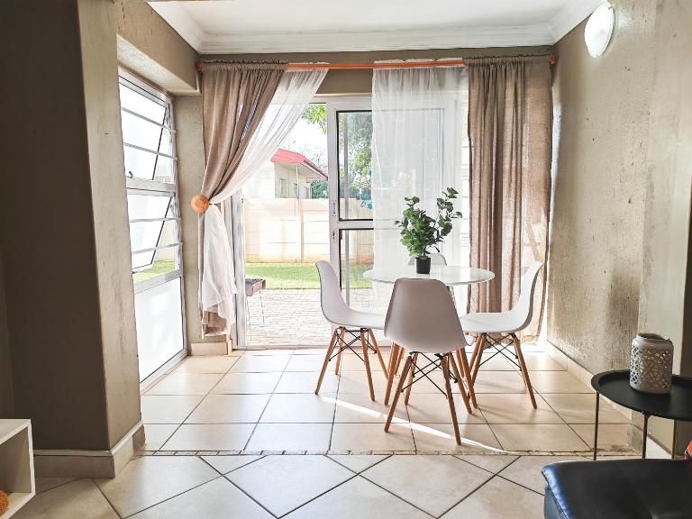 Stay At Jbay Apartment - B&B Jeffreys Bay
