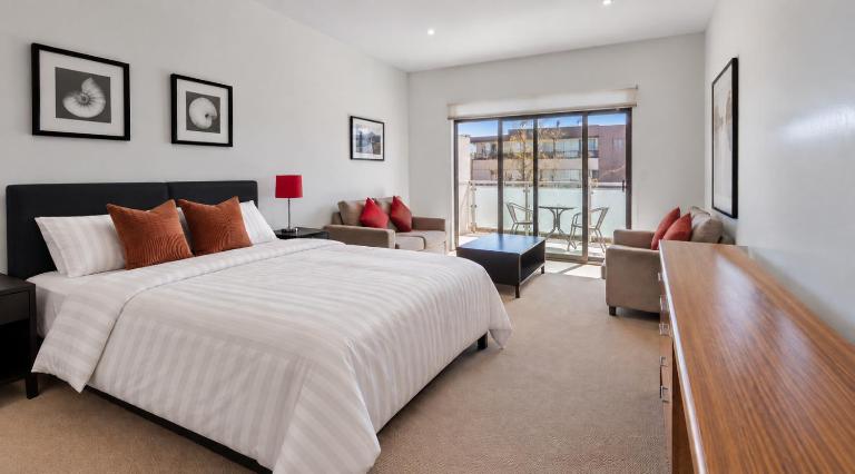Ocean Breeze Apartment - Bed and Breakfast Cowes