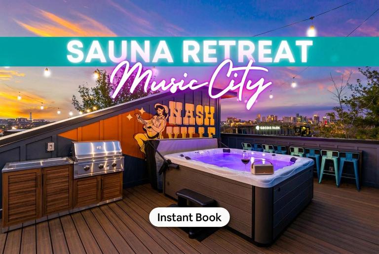 Rooftop Deck Hot Tub Game Room Downtown Nashville - Chambres d'hôtes Nashville