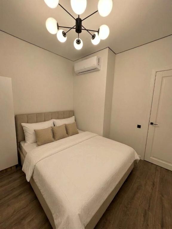 Современные Апартаменты ЖК Respublika Хан Шатыр Green Mall 5 минут - B&B Astana