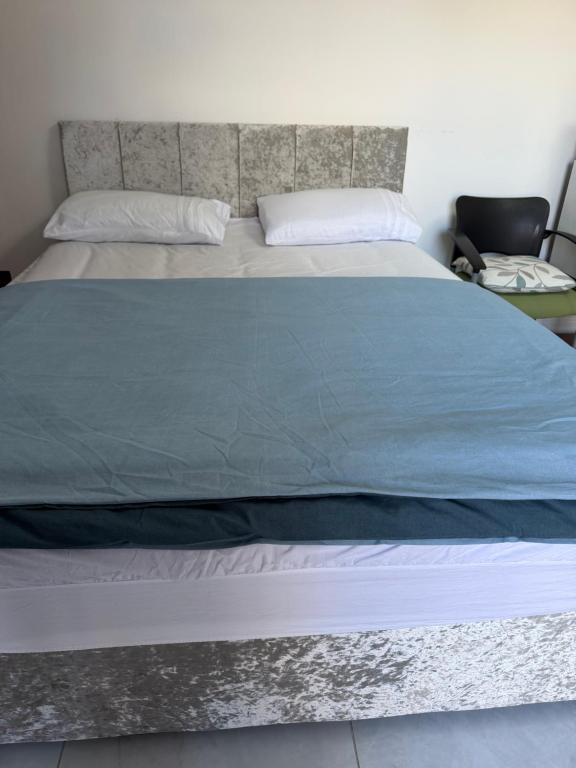 Double room with bathroom - Bed and Breakfast Canvey Island