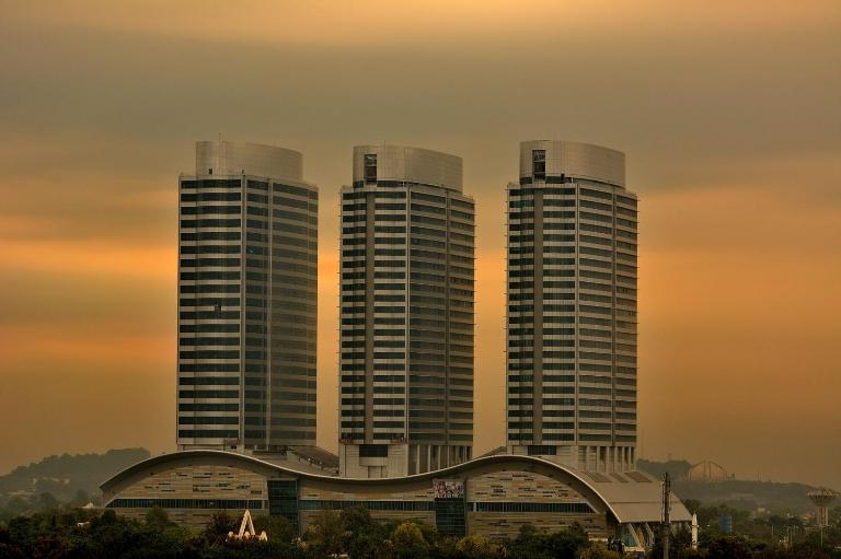Centaurus Hotel Suites - BookMyStay - Ferienwohnung Islamabad