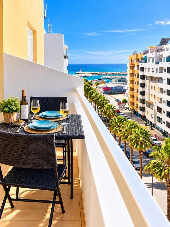 Apartamento Millenium Vista Mar- 2 passos da Praia - Chambres d'hôtes Quarteira