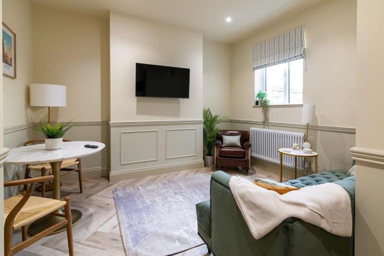 The Victoria | Luxury 2 Bed Leicester Apartment - B&B Leicester